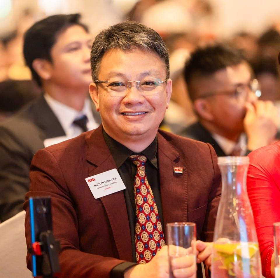 Nguyễn Minh Tiền tại gala cộng đồng BNI
